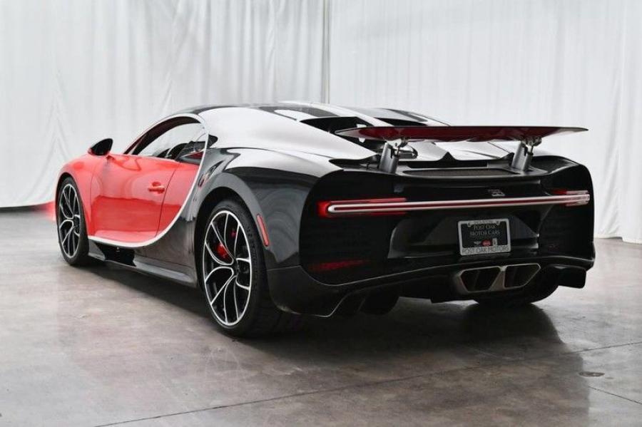  Bugatti Chiron 2019 года  (фото 17 из 29)